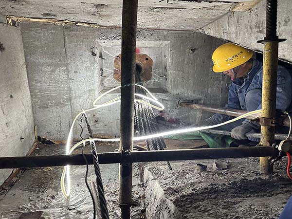 鐵路預(yù)埋管疏通