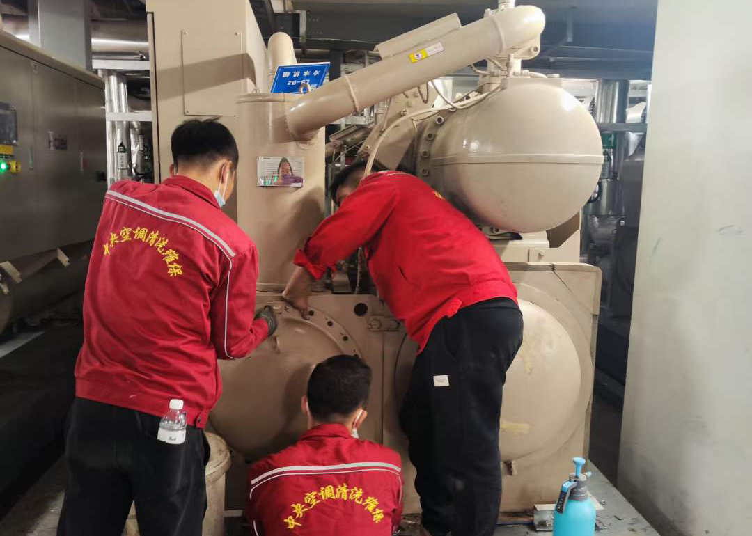  冷凝器通炮機(jī)：冷水機(jī)組冷凝器銅管清洗設(shè)備詳解